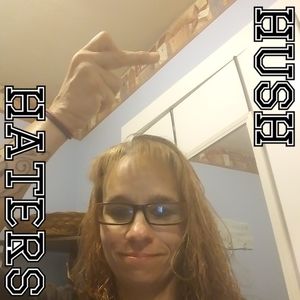 Meet your Posher, Dana